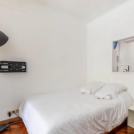 Guestready - Charm Near Sacre-coeur شقة