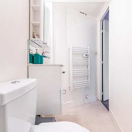 Guestready - Charm Near Sacre-coeur Paříž